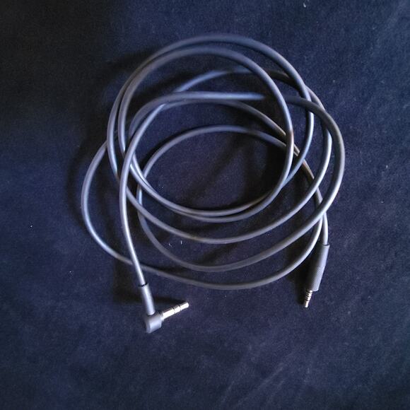 Rare Coach New York JBL Synchros E40BT Bluetooth Wireless Ear Headphones Black - Picture 6 of 16